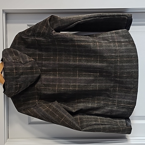 Stormtech jacket - Picture 3 of 3